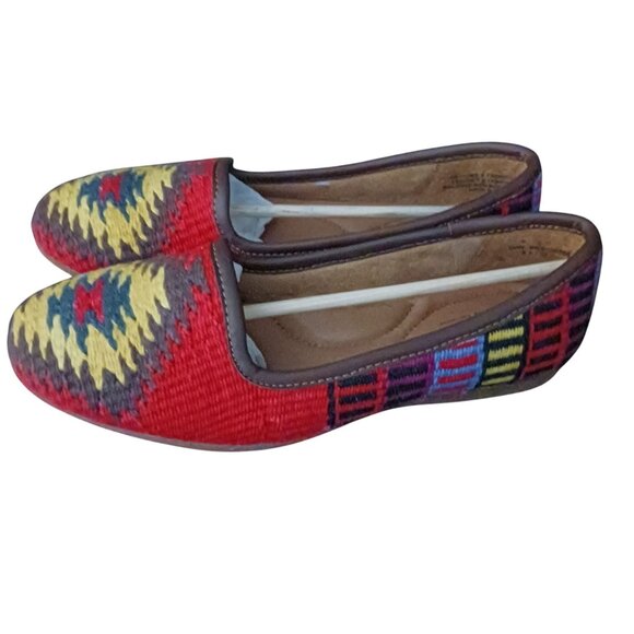 NEW Born Giselle Knit Leather Textile Loafers Red Multi Size 6.5 Western Flats - Picture 5 of 10
